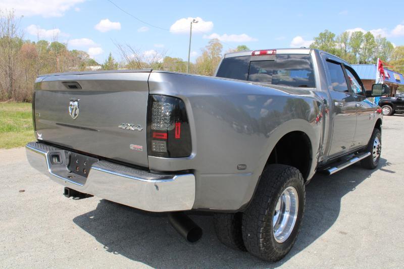 RAM 3500 SLT Crew Cab LWB 4WD DRW 2012