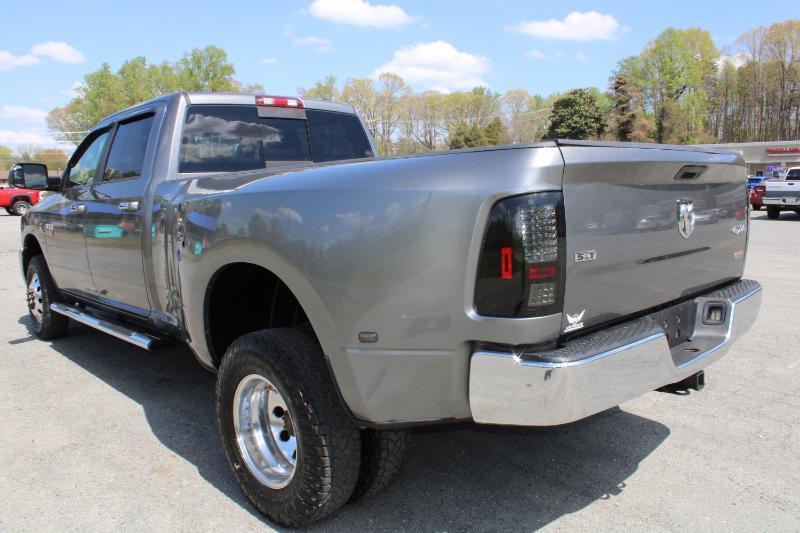 RAM 3500 SLT Crew Cab LWB 4WD DRW 2012