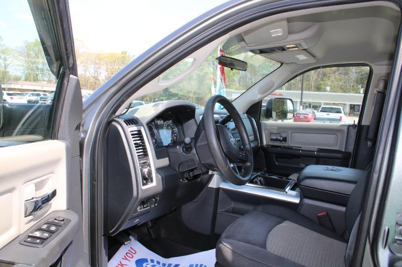 RAM 3500 SLT Crew Cab LWB 4WD DRW 2012