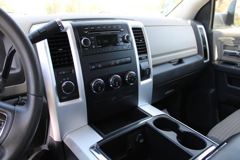 RAM 3500 SLT Crew Cab LWB 4WD DRW 2012