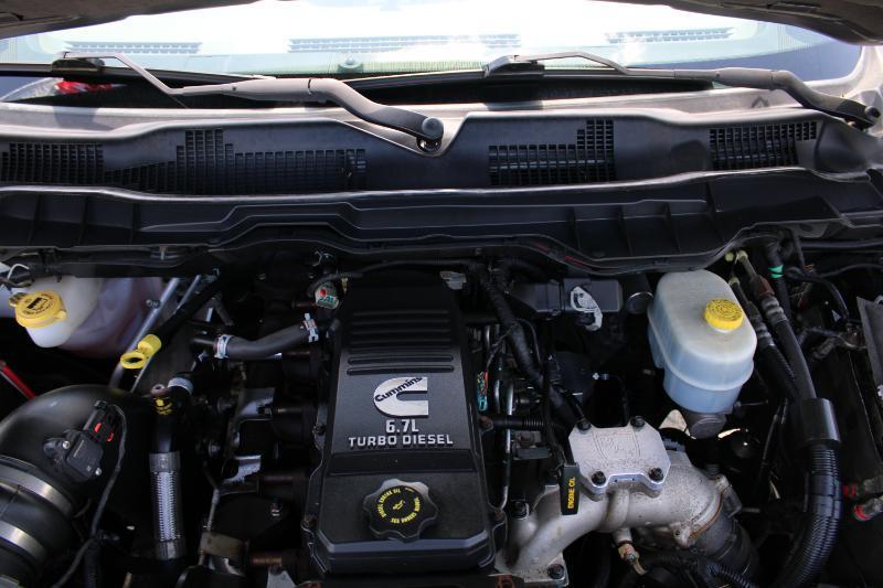 RAM 3500 SLT Crew Cab LWB 4WD DRW 2012