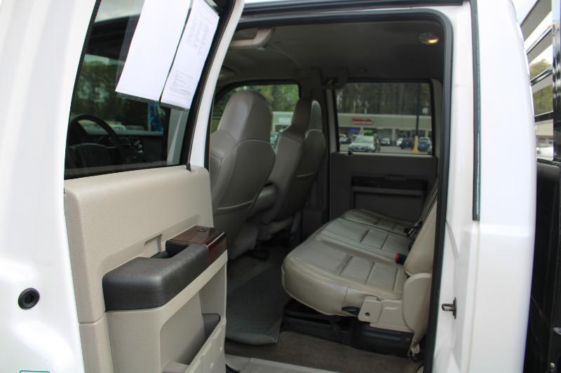 Ford F-450 SD Lariat Crew Cab 4WD DRW 2010