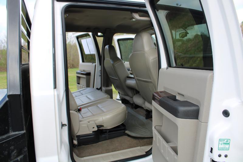 Ford F-450 SD Lariat Crew Cab 4WD DRW 2010