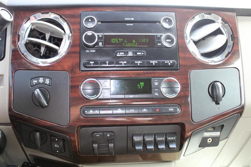 Ford F-450 SD Lariat Crew Cab 4WD DRW 2010