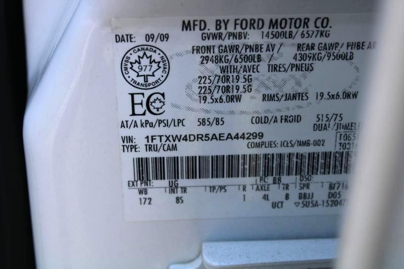 Ford F-450 SD Lariat Crew Cab 4WD DRW 2010