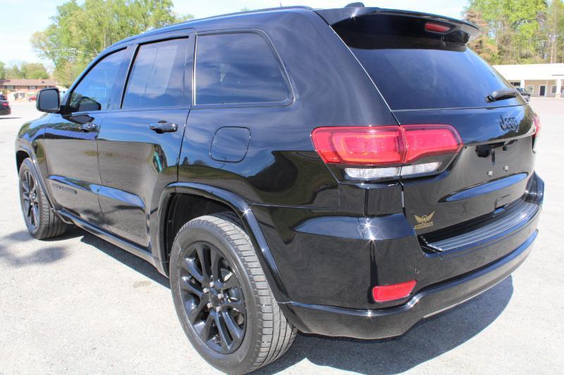 Jeep Grand Cherokee Laredo 2018