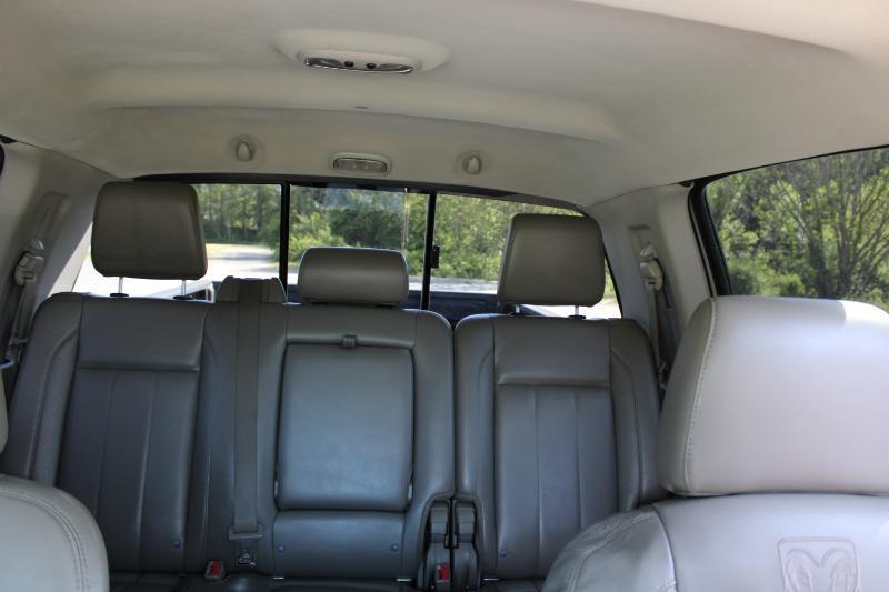 Dodge Ram 2500 Laramie Mega Cab 4WD 2006