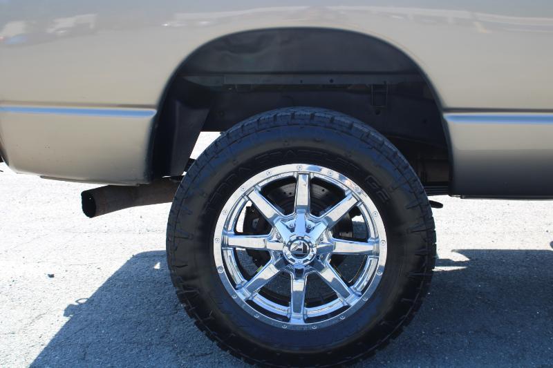 Dodge Ram 2500 Laramie Mega Cab 4WD 2006