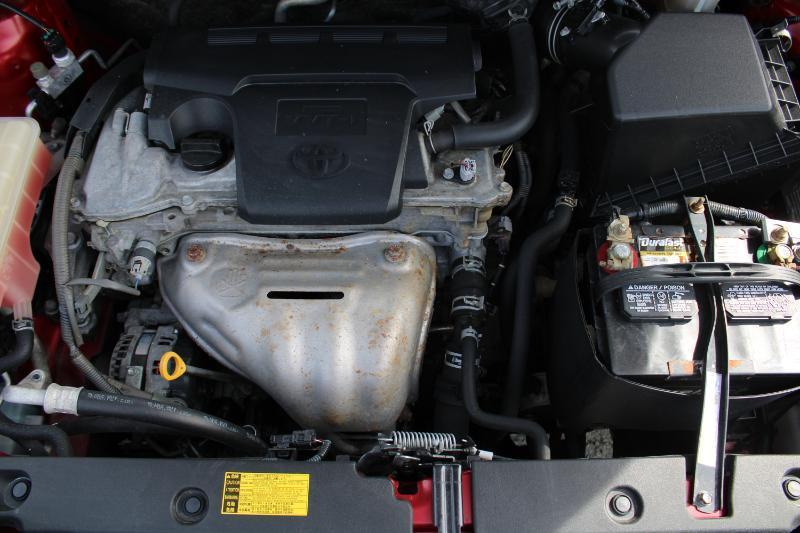 Toyota RAV4 XLE FWD 2014