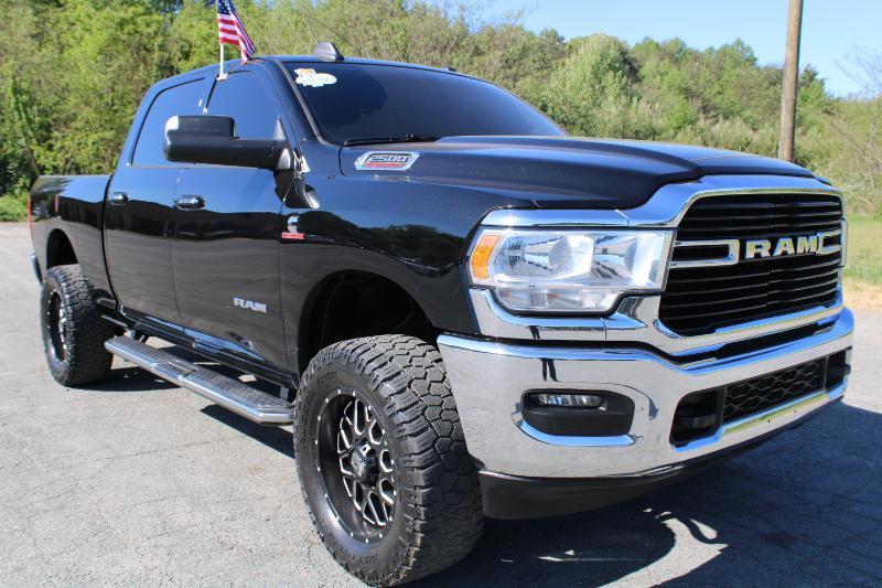RAM 2500 Big Horn Crew Cab 4WD SWB 2019