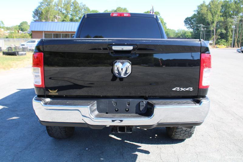 RAM 2500 Big Horn Crew Cab 4WD SWB 2019