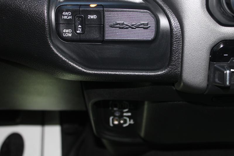 RAM 2500 Big Horn Crew Cab 4WD SWB 2019