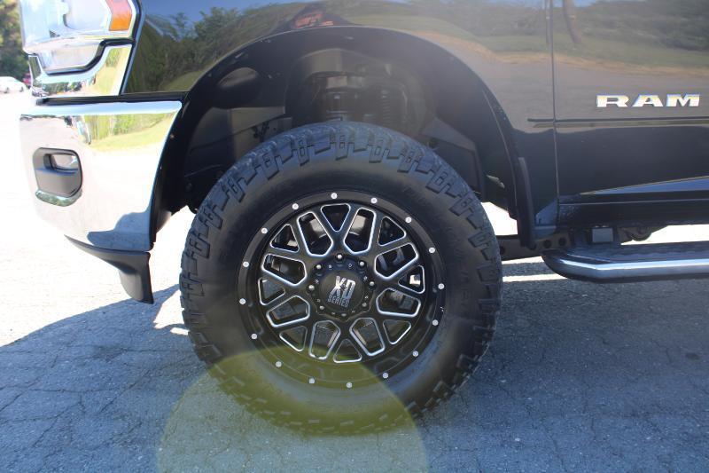 RAM 2500 Big Horn Crew Cab 4WD SWB 2019