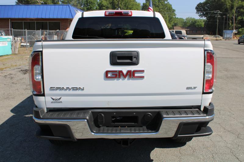 GMC Canyon SLT Crew Cab 2WD Short Box 2015