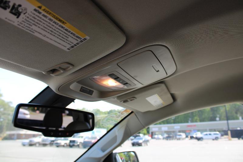 GMC Canyon SLT Crew Cab 2WD Short Box 2015