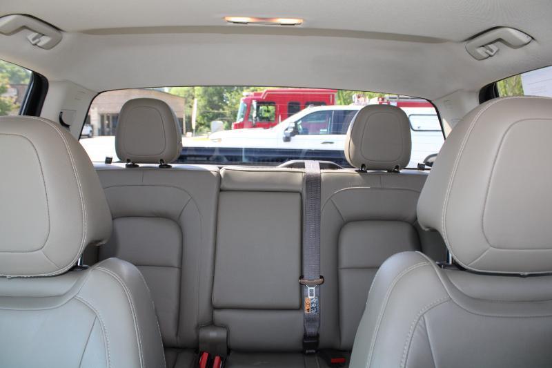 GMC Canyon SLT Crew Cab 2WD Short Box 2015