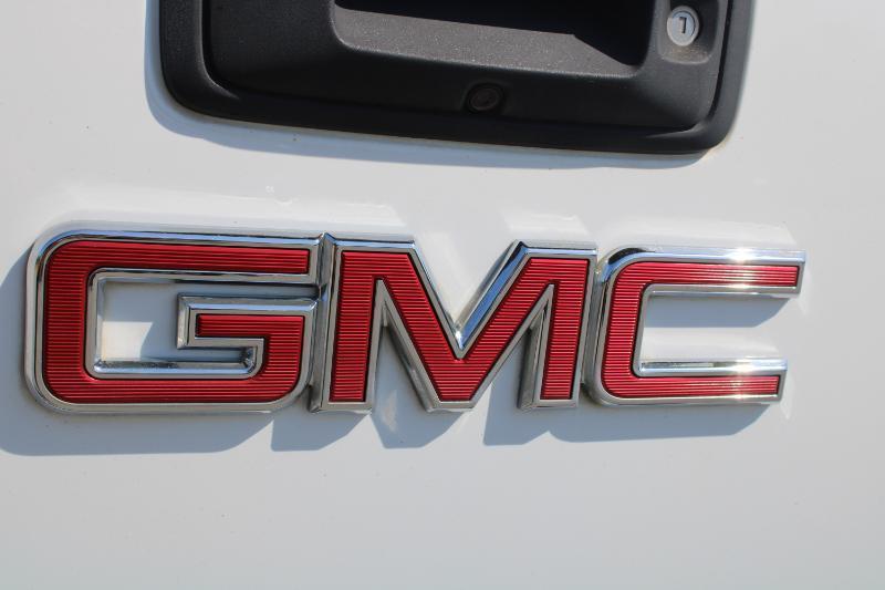 GMC Canyon SLT Crew Cab 2WD Short Box 2015