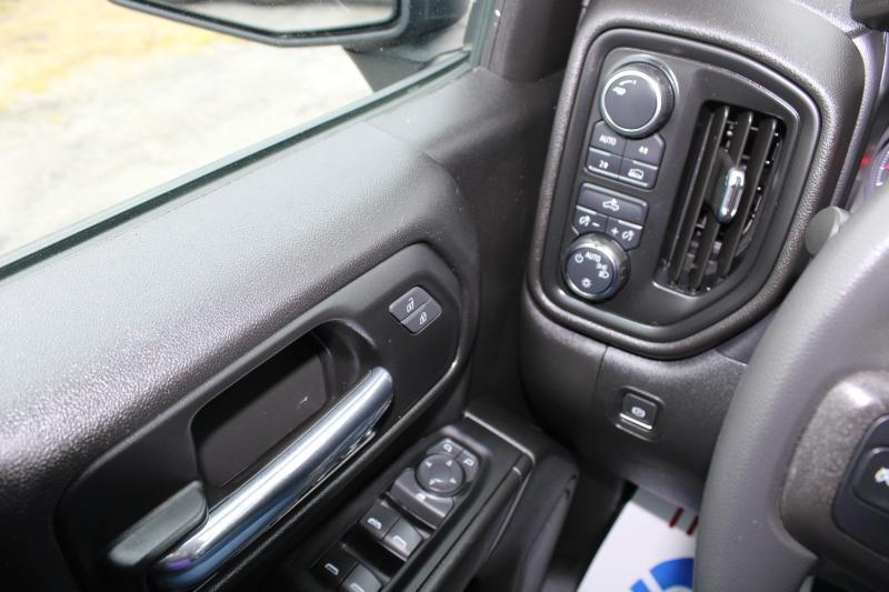 Chevrolet Silverado 1500 Custom Crew Cab Short Box 4WD 2019