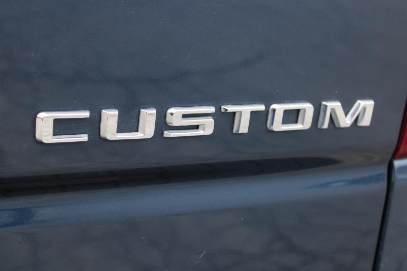 Chevrolet Silverado 1500 Custom Crew Cab Short Box 4WD 2019