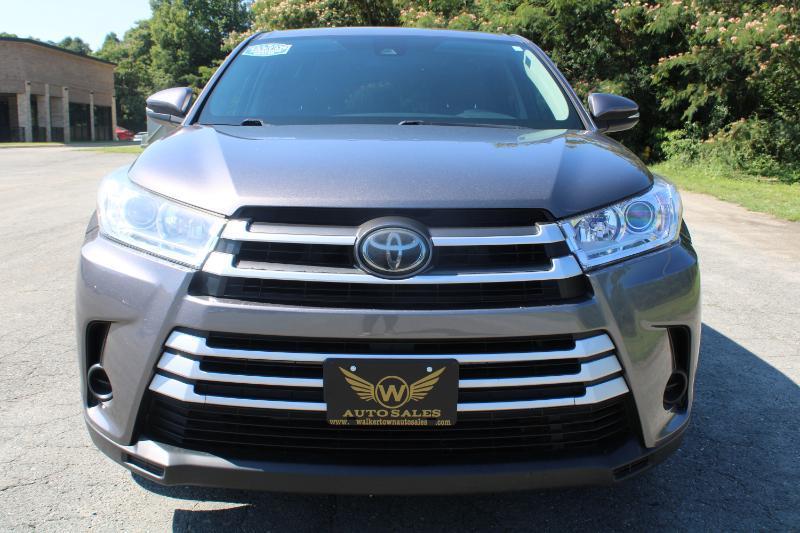 Toyota Highlander LE Plus AWD V6 2017