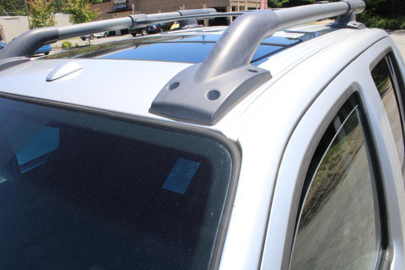 Nissan Frontier PRO-4X Crew Cab 4WD 2011