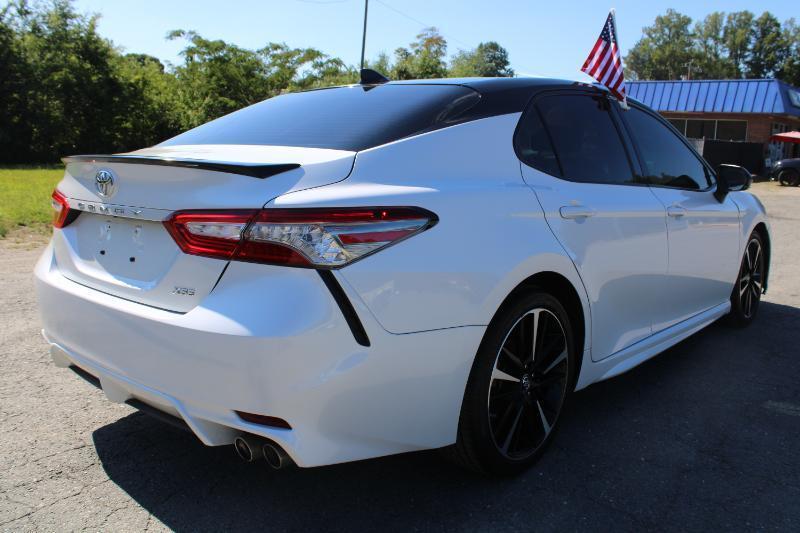 Toyota Camry XSE V6 2019