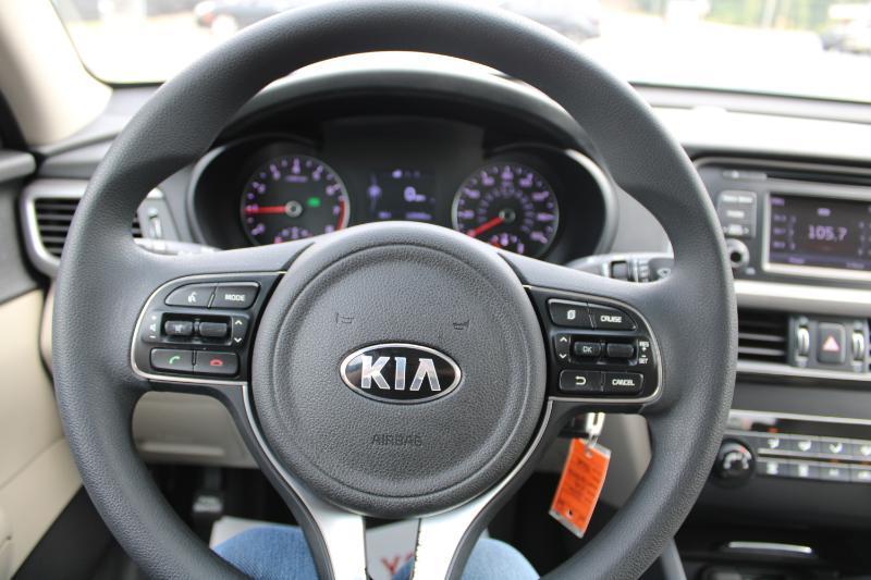 Kia Optima LX 2016