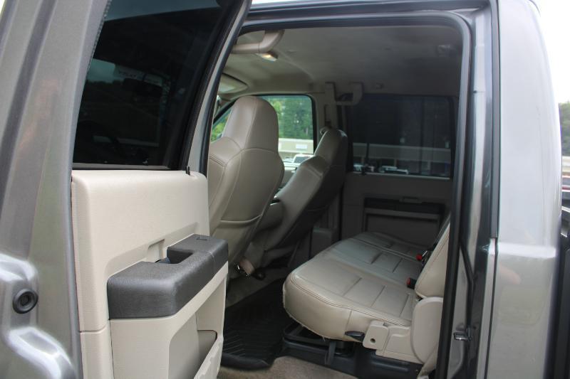 Ford F-350 SD XLT Crew Cab 4WD 2010
