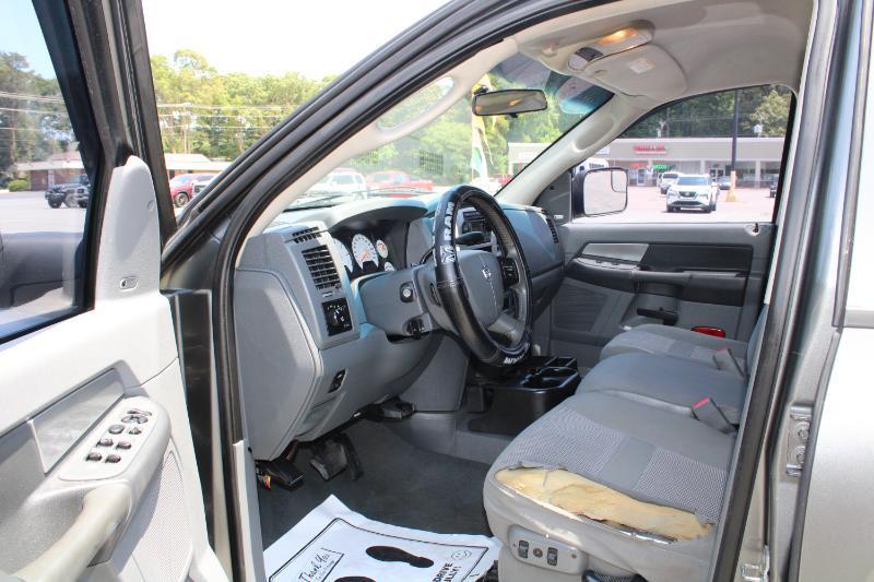 Dodge Ram 1500 SLT Mega Cab 2WD 2007
