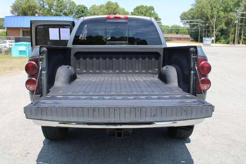 Dodge Ram 1500 SLT Mega Cab 2WD 2007