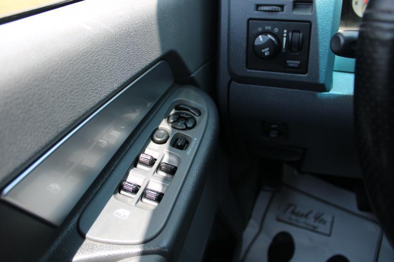 Dodge Ram 1500 SLT Mega Cab 2WD 2007