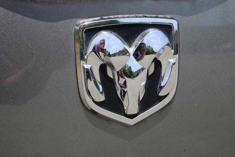 Dodge Ram 1500 SLT Mega Cab 2WD 2007