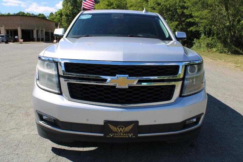 Chevrolet Suburban LT 4WD 2017