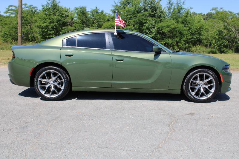 Dodge Charger SXT RWD 2022