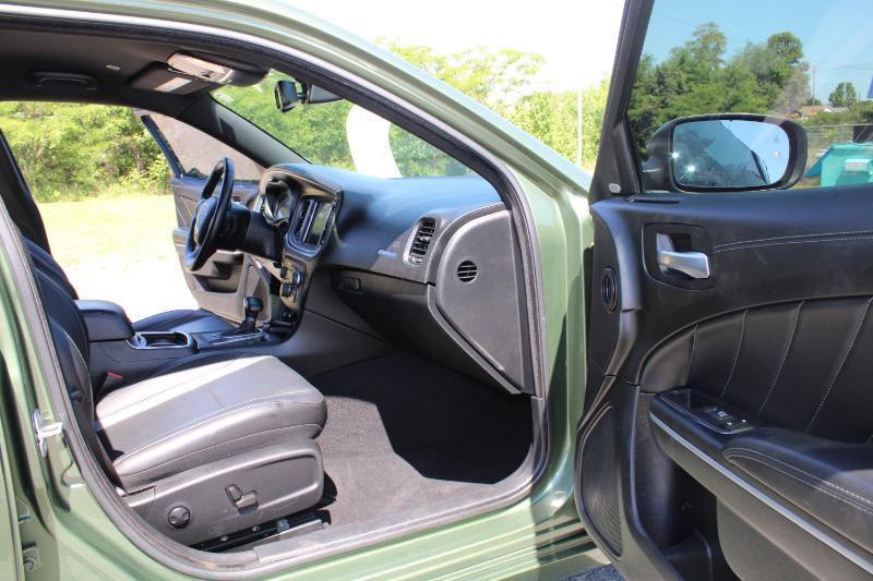 Dodge Charger SXT RWD 2022