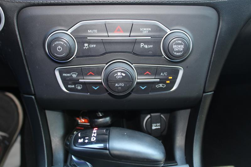 Dodge Charger SXT RWD 2022