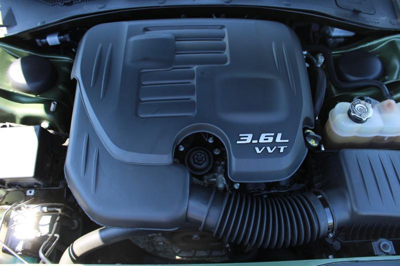 Dodge Charger SXT RWD 2022