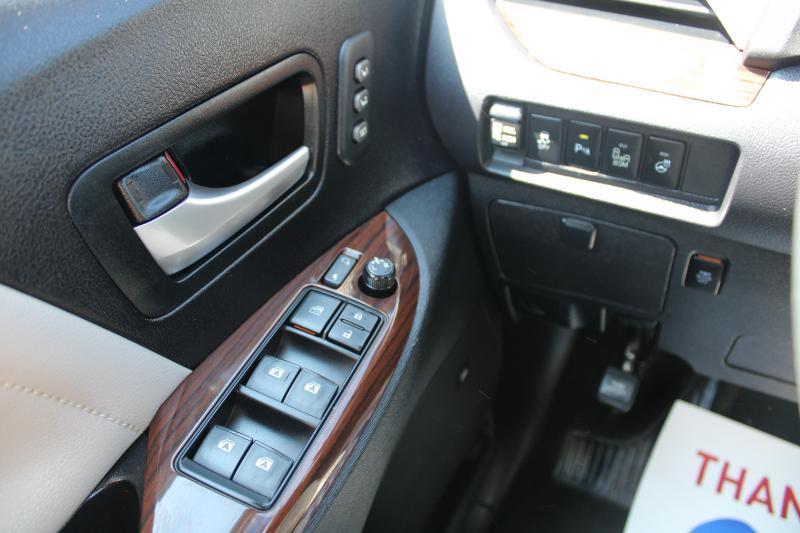 Toyota Sienna  2016