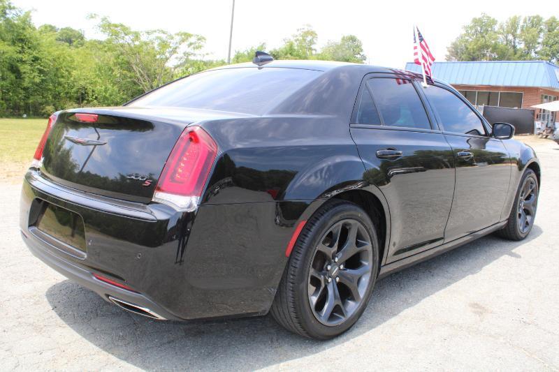 Chrysler 300 S V6 2021