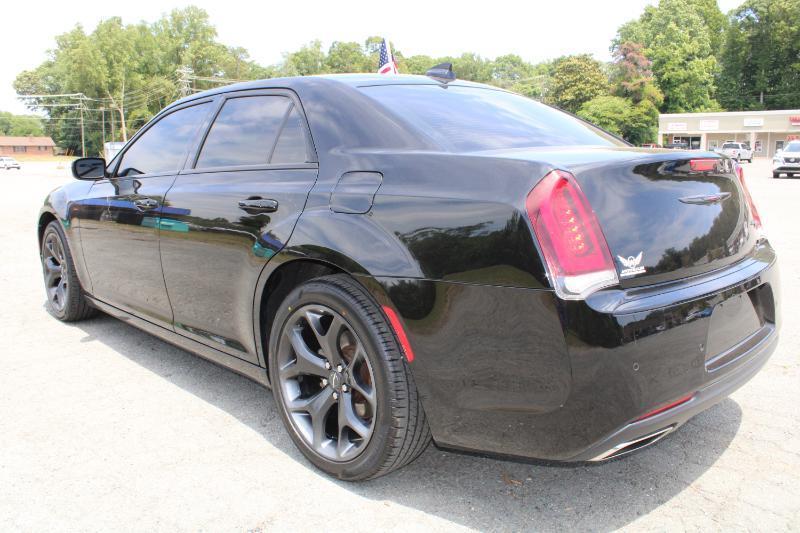 Chrysler 300 S V6 2021