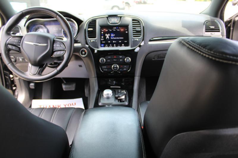 Chrysler 300 S V6 2021