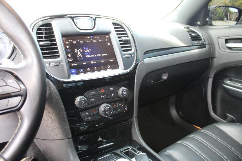 Chrysler 300 S V6 2021
