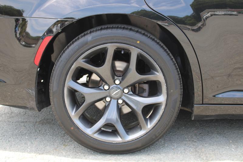 Chrysler 300 S V6 2021
