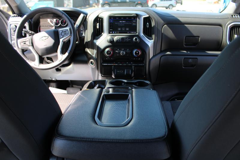 Chevrolet Silverado 1500 Limited LT Crew Cab 4WD 2022