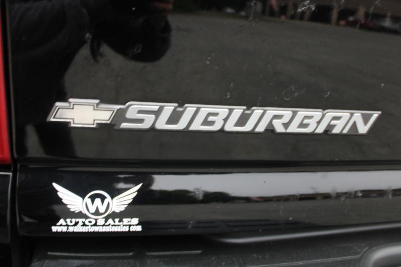 Chevrolet Suburban 1500 2WD 2002