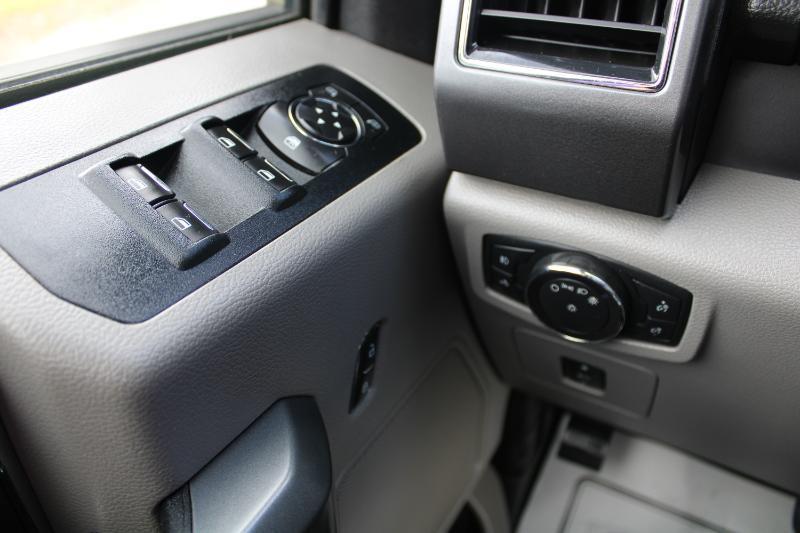 Ford F-150 XLT SuperCrew 5.5-ft. Bed 4WD 2017