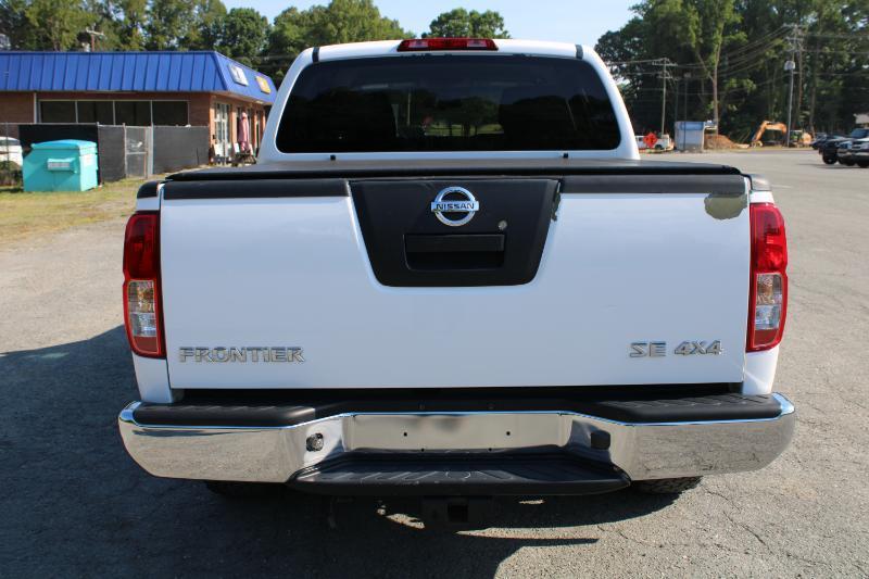 Nissan Frontier SE Crew Cab 4WD 2007