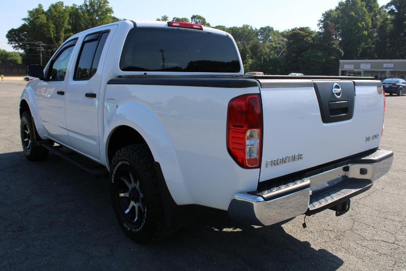 Nissan Frontier SE Crew Cab 4WD 2007