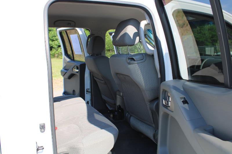 Nissan Frontier SE Crew Cab 4WD 2007