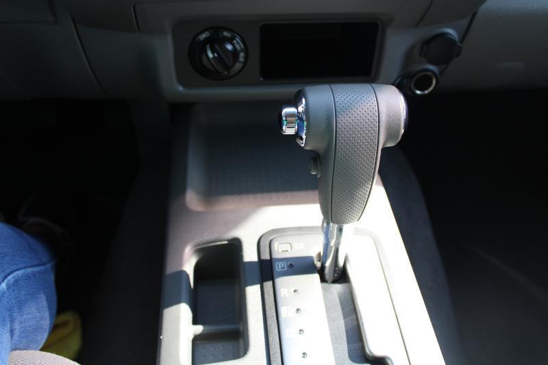 Nissan Frontier SE Crew Cab 4WD 2007